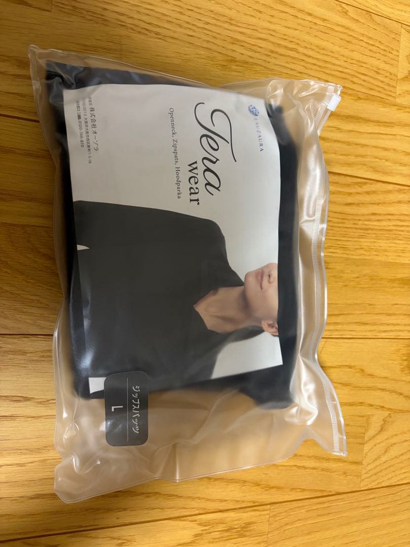 Tera wear 新品未使用 上下セット Lサイズ