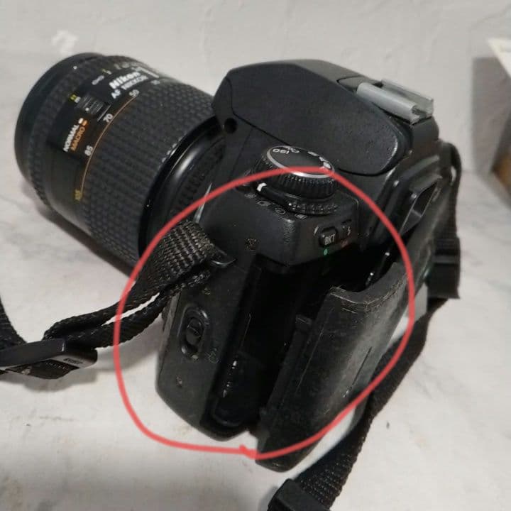 Nikon ニコン F80 フィルムカメラ オートフォーカス一眼レフ