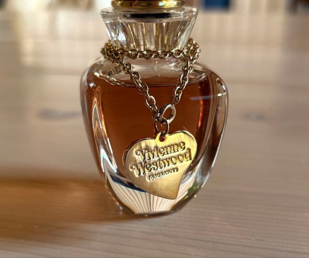 【廃盤/残量多】Vivienne Westwood ノーティアリス香水チャーム付