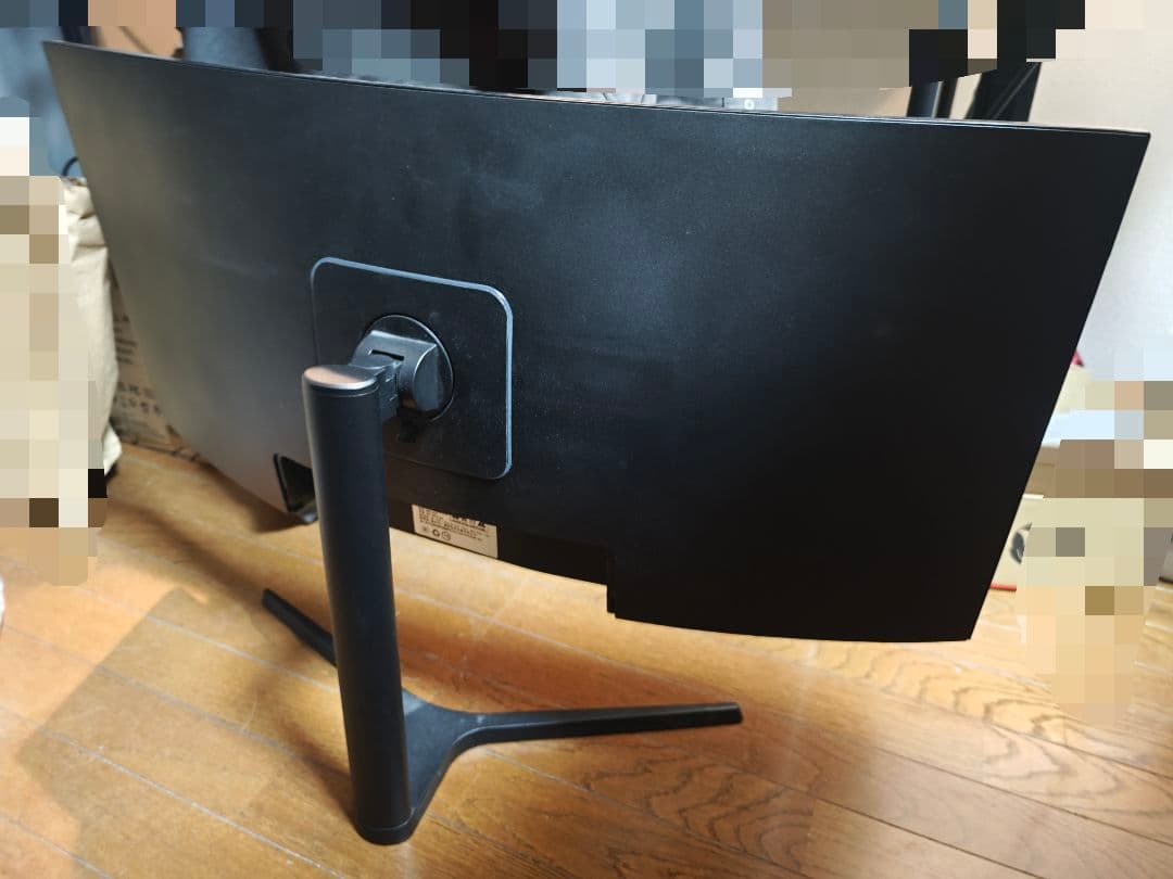 34インチ ウルトラワイド モニター 4K / 144Hz / スピー