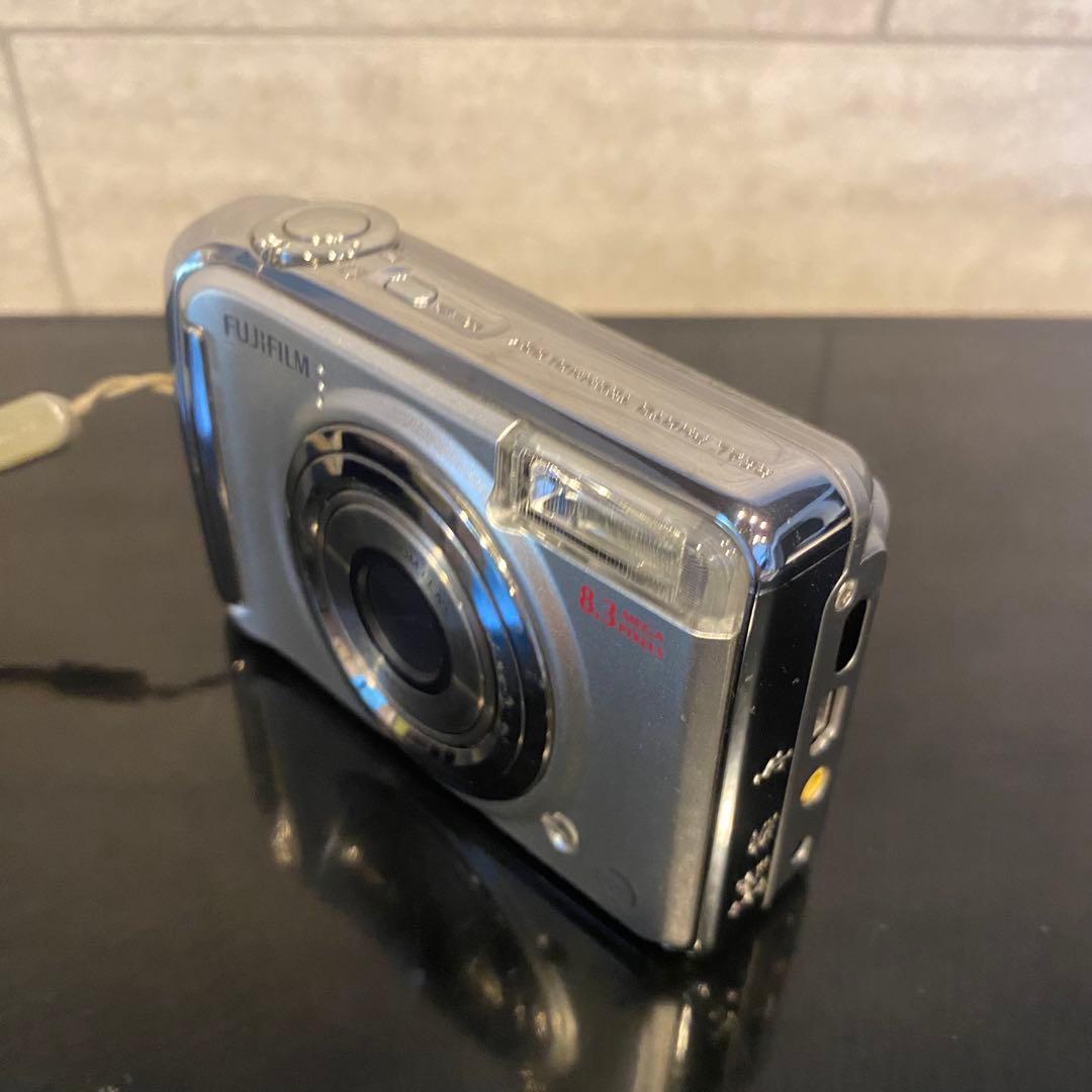 【美品】Fujifilm コンパクトデジタルカメラ　FinePixA800