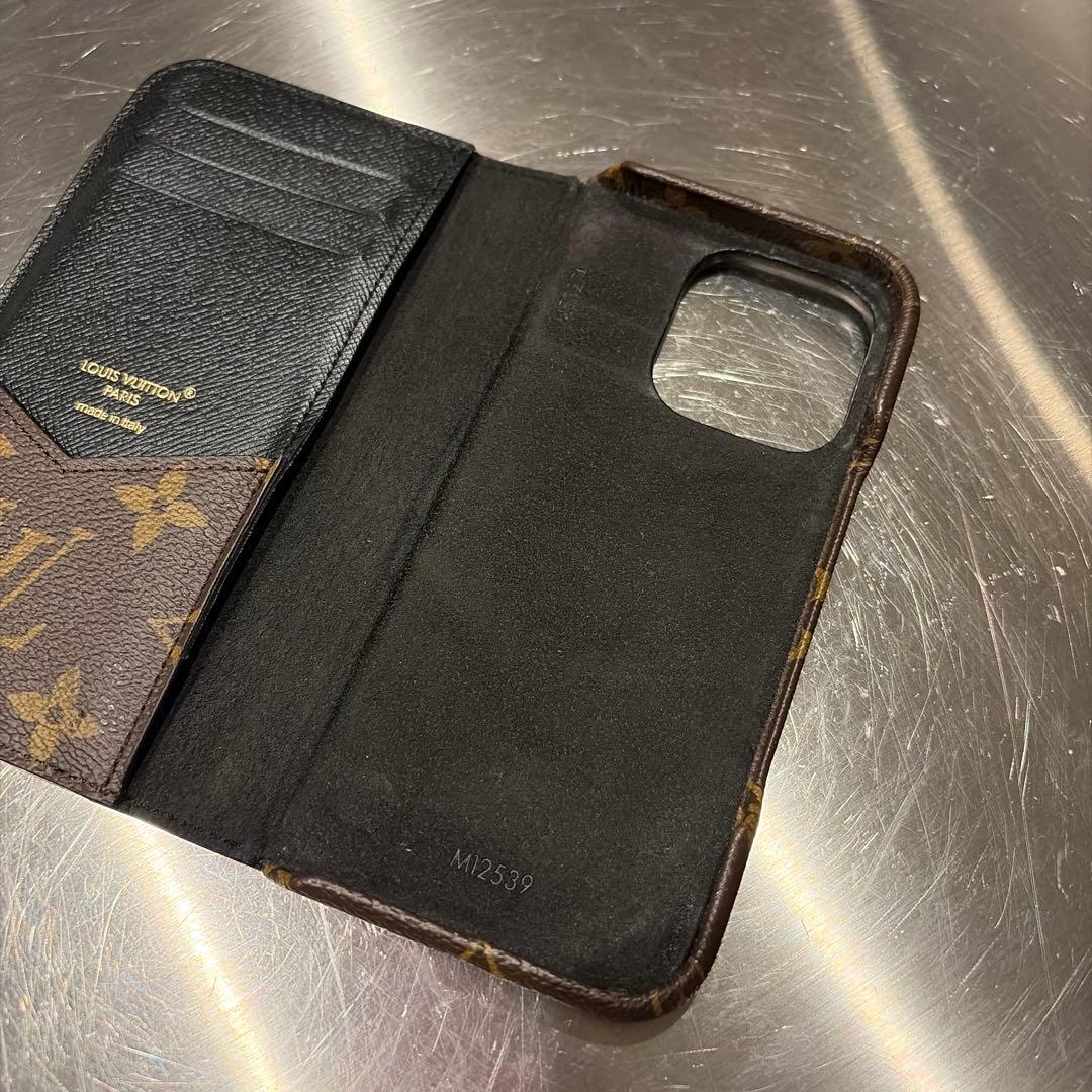 Louis Vuitton モノグラム レザーケース　iPhone16pro