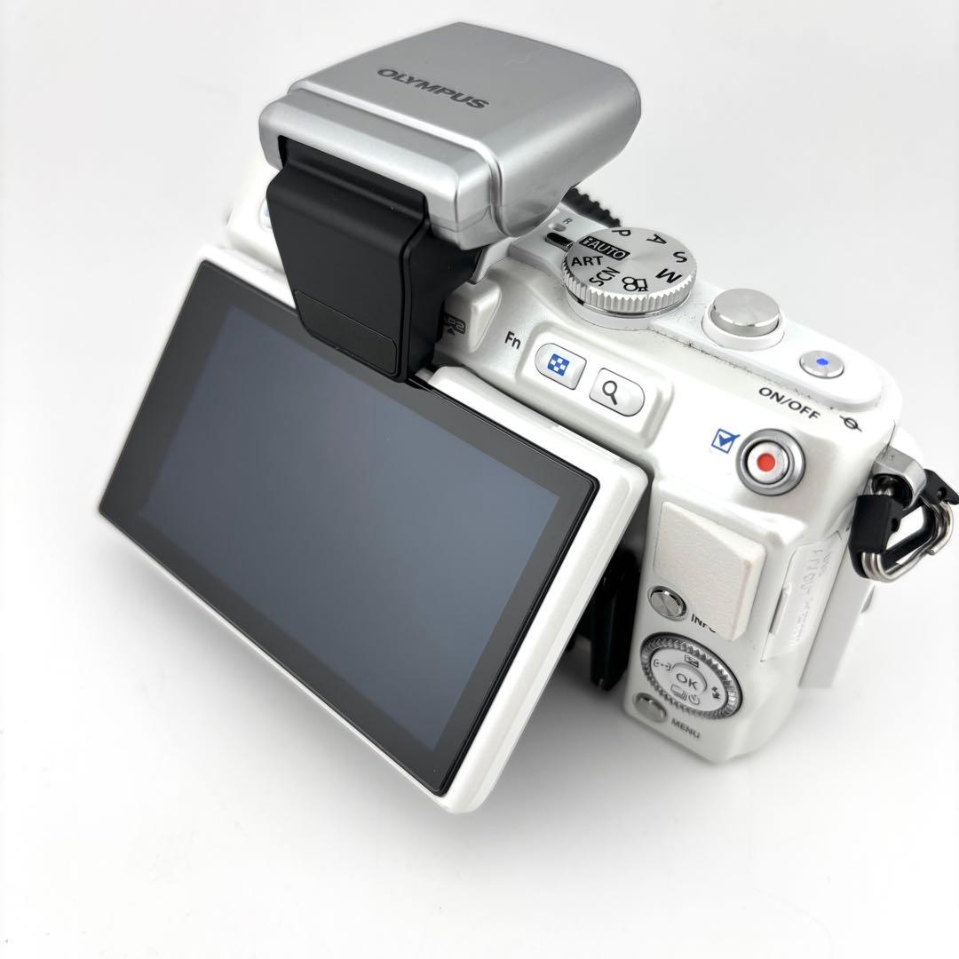 【完動品】OLYMPUS PEN Lite E-PL6 ボディ動作確認済み