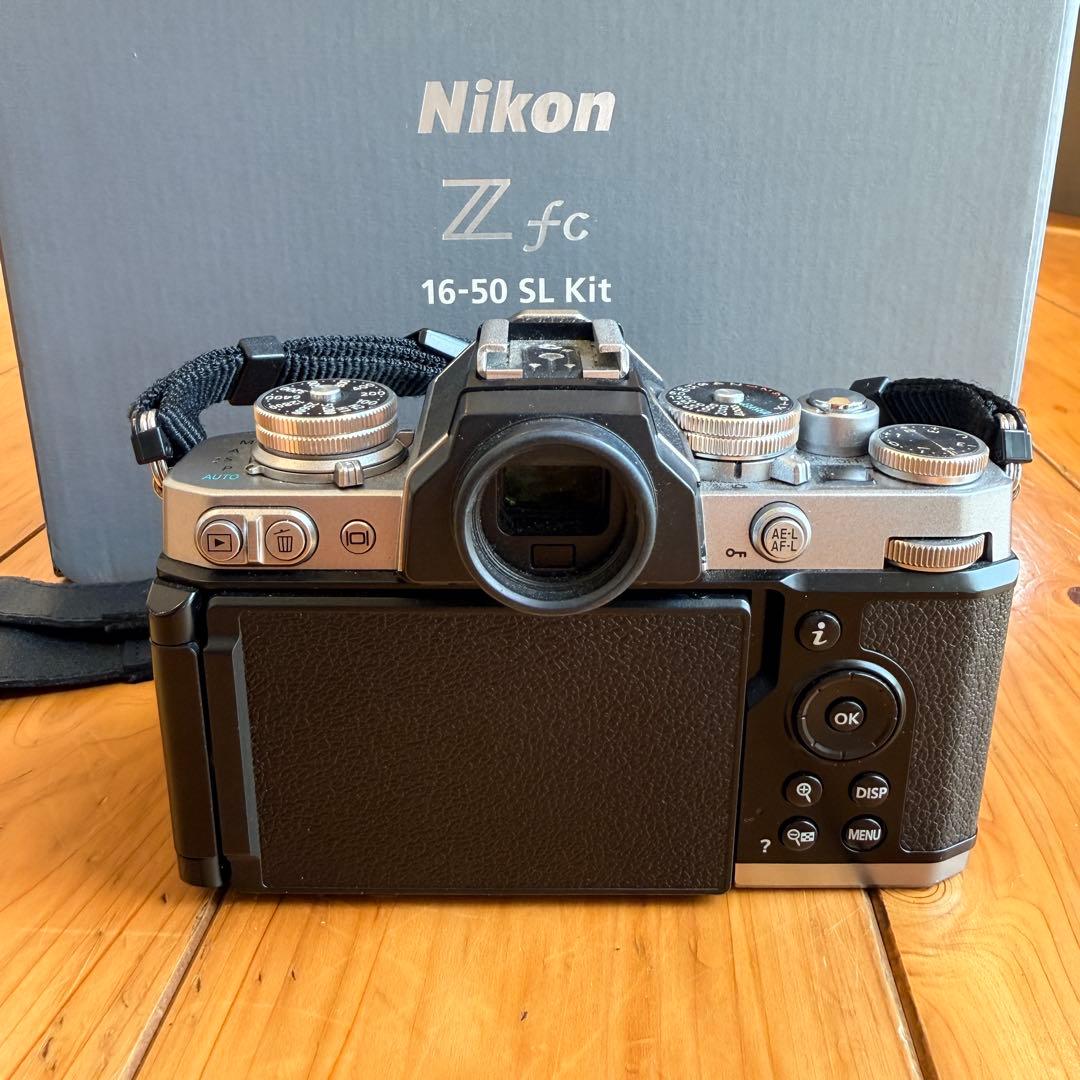 【美品】Nikon Z fc Kit 本体、レンズ一式、撮影枚数提示