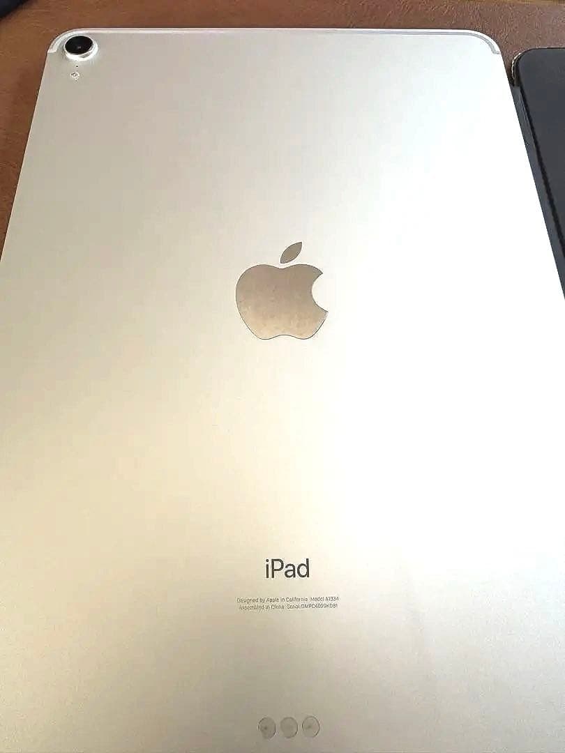 iPad Pro 第一世代 11インチ 64GB キーボード付き 中古