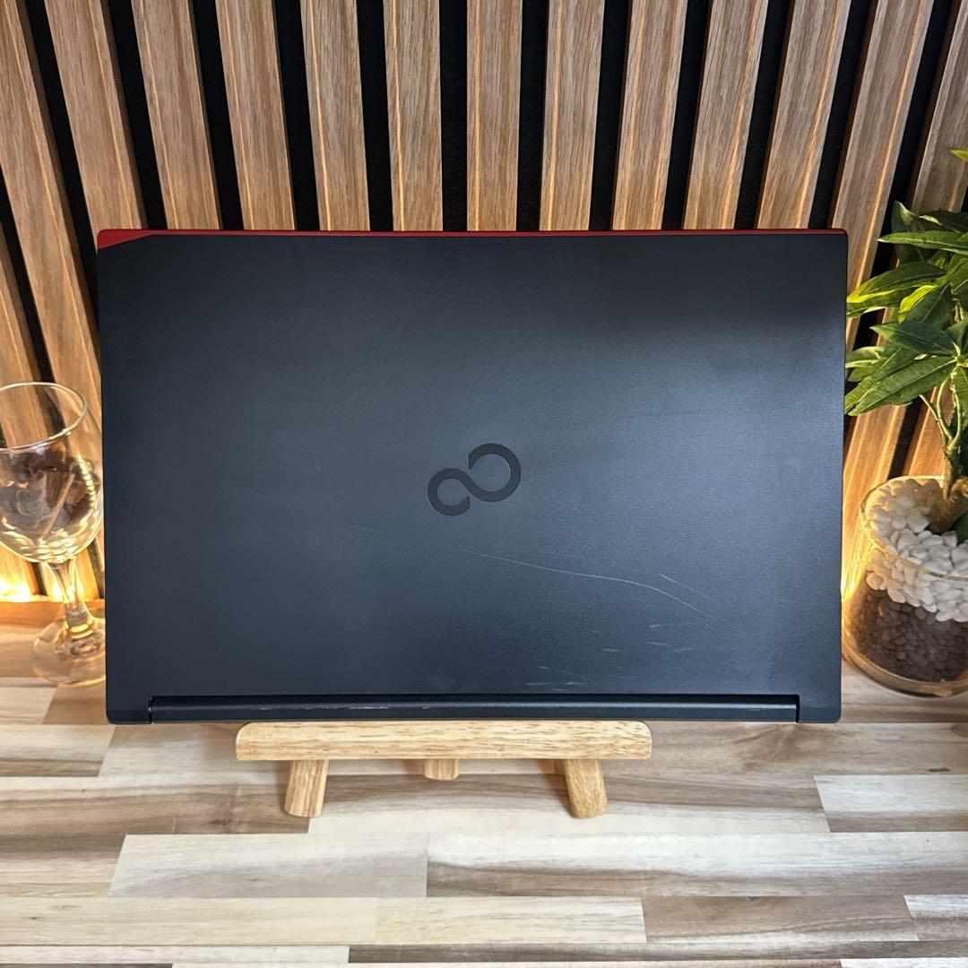 新型2022年式‼️LIFEBOOK☘️15.6型☘️FHD☘️第12世代☘️ノートPC