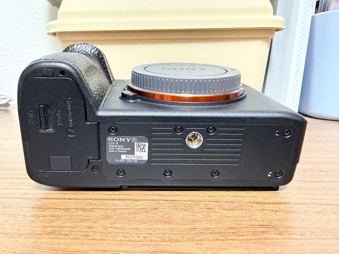 SONY α9【シャッター回数　4335回】