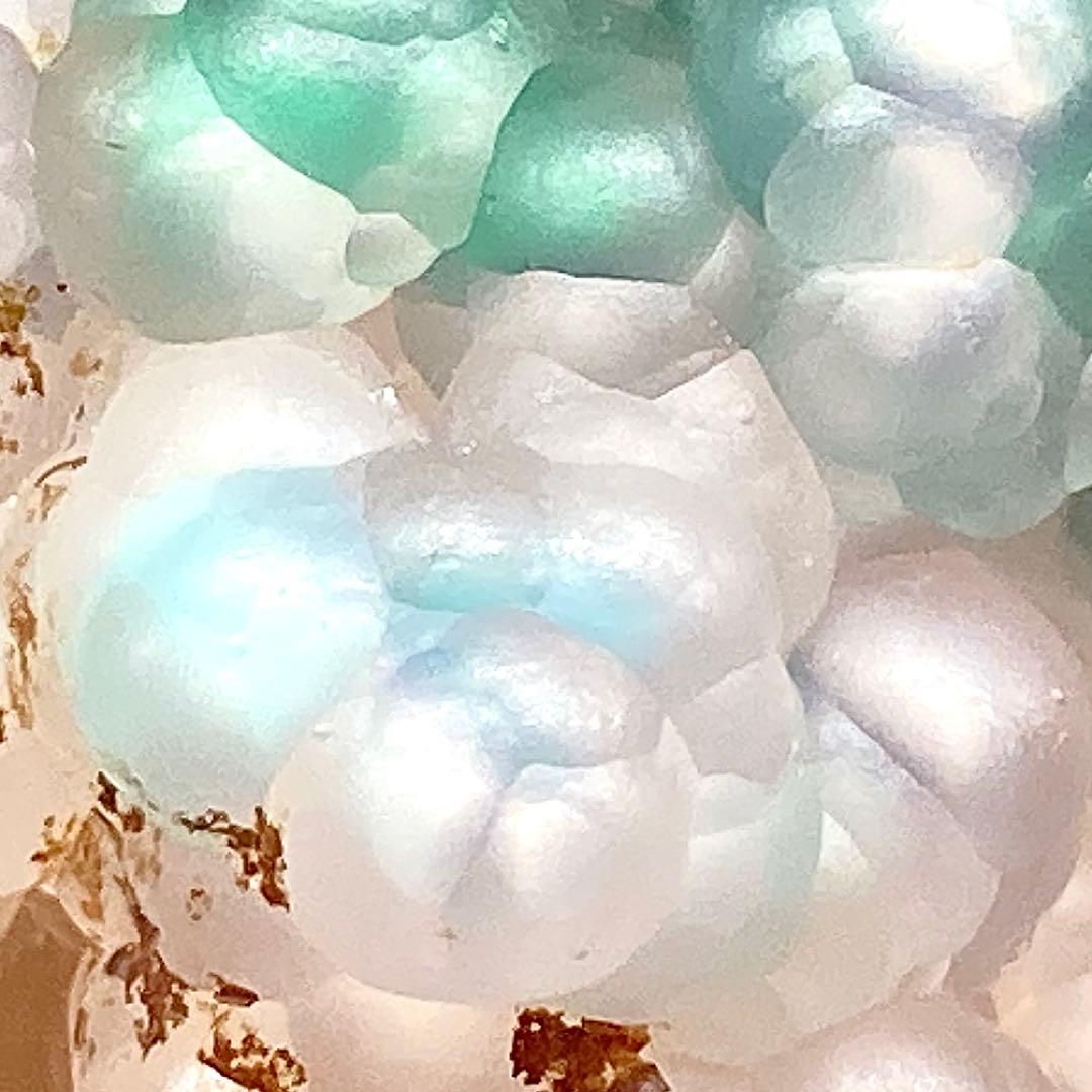 クリソコラインカルセドニー　原石　鉱物標本　天然石　546