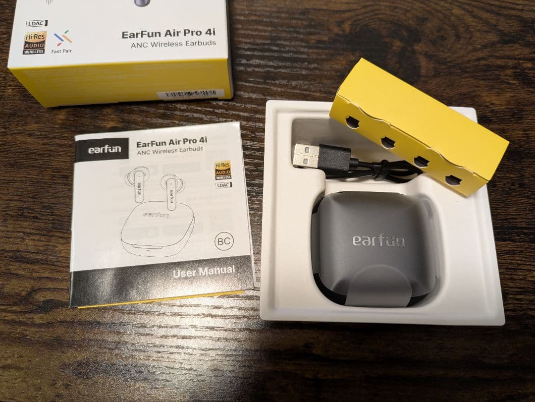 EarFun Air Pro 4i ワイヤレスイヤホン本体
