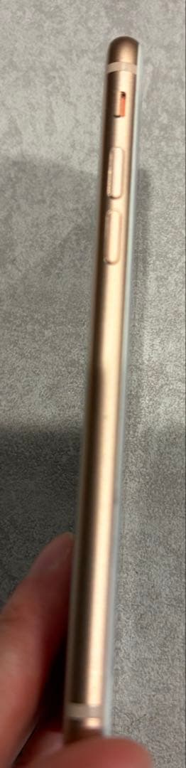 【美品】Apple iPhone 8 ゴールド　64GB