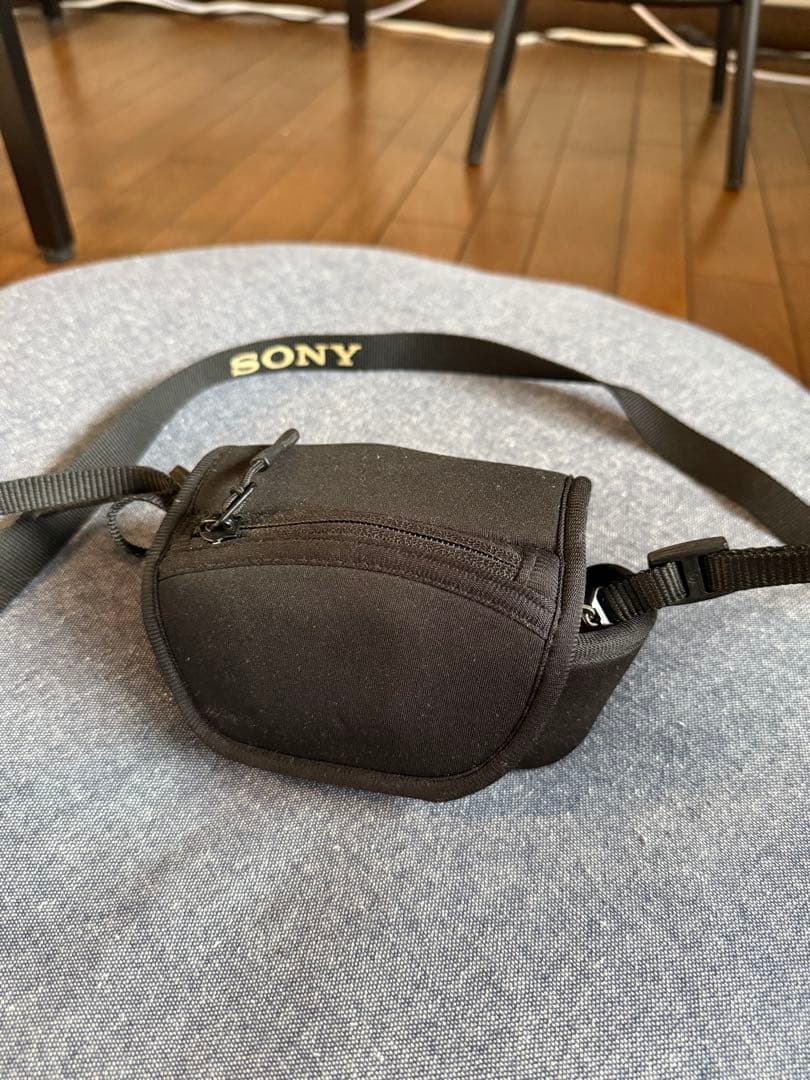 N*a様 SONY α5100 黒　パワーズームレンズ、ケース、ストラップセット