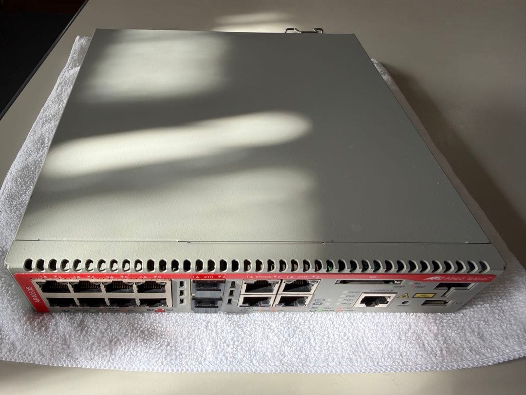 アライドテレシス AT-AR4050S ブロードバンドルーター本体