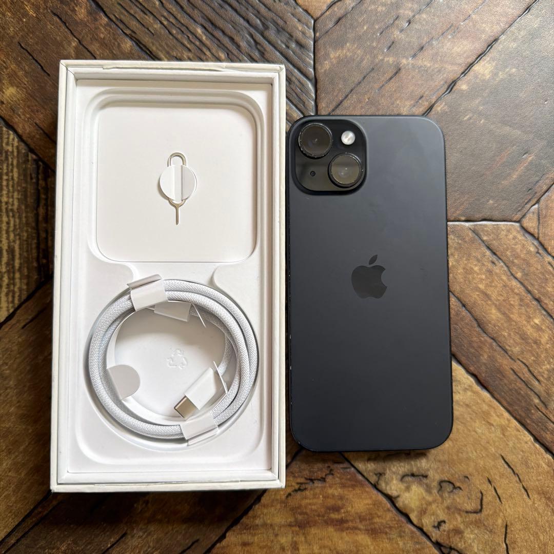 【美品】iPhone15 ブラック128GB 24時間以内発送