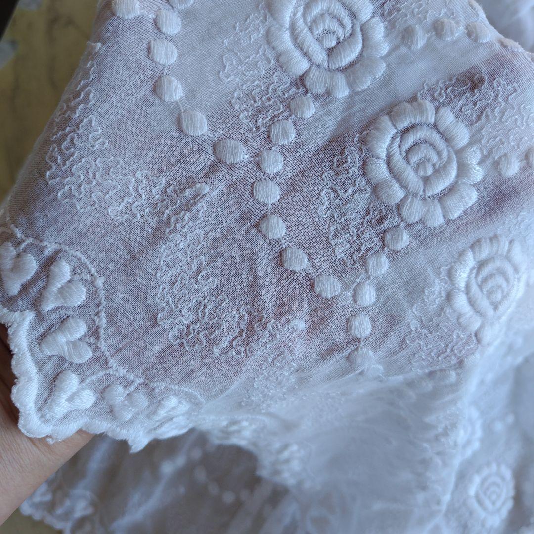 アンティーク刺繍ドレス