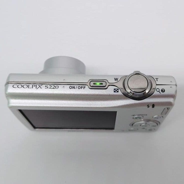 【動作品】Nikon COOLPIX S220 シルバー デジカメ コンパクト