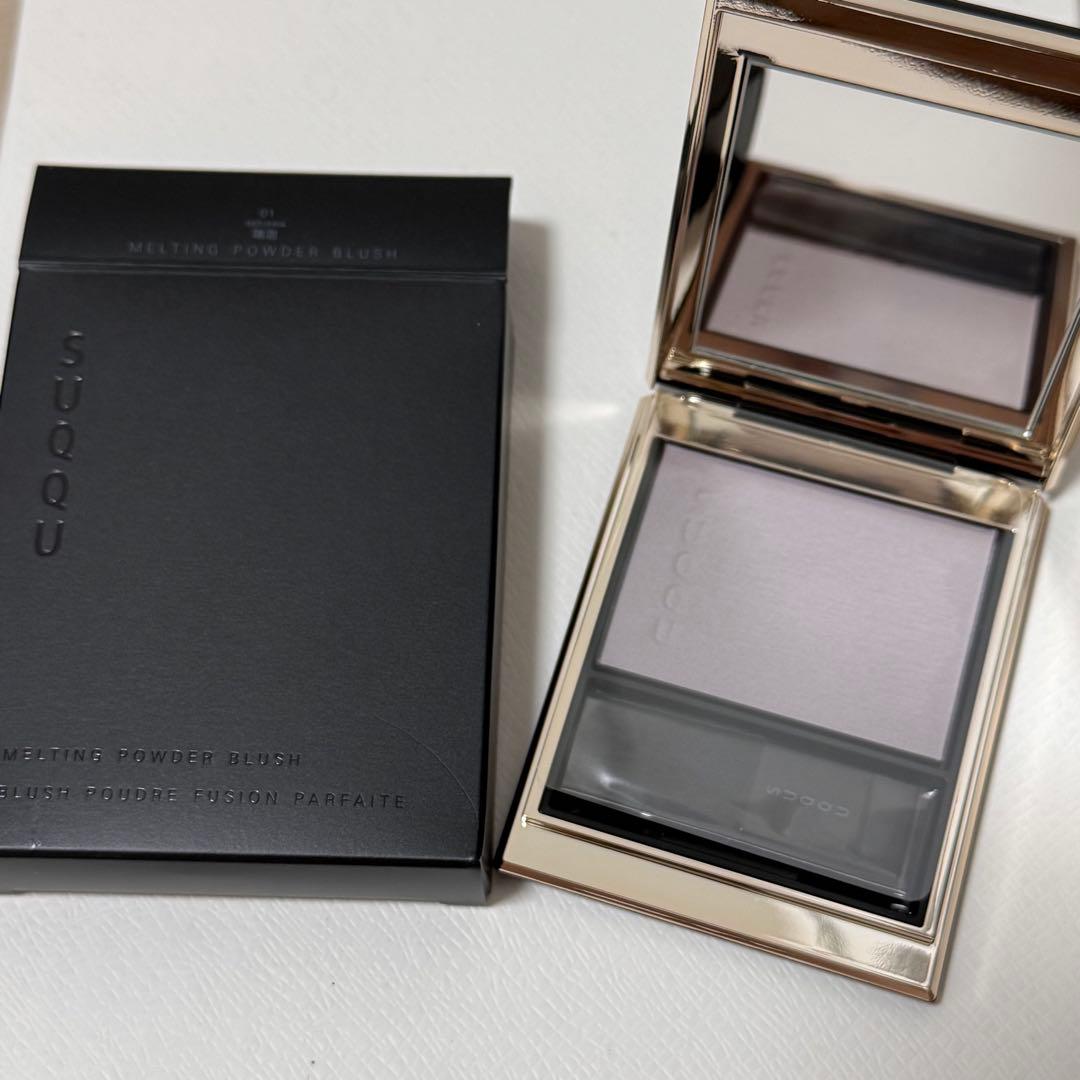 【新品】スック SUQQU メルティング パウダー ブラッシュ 01 瑞泡