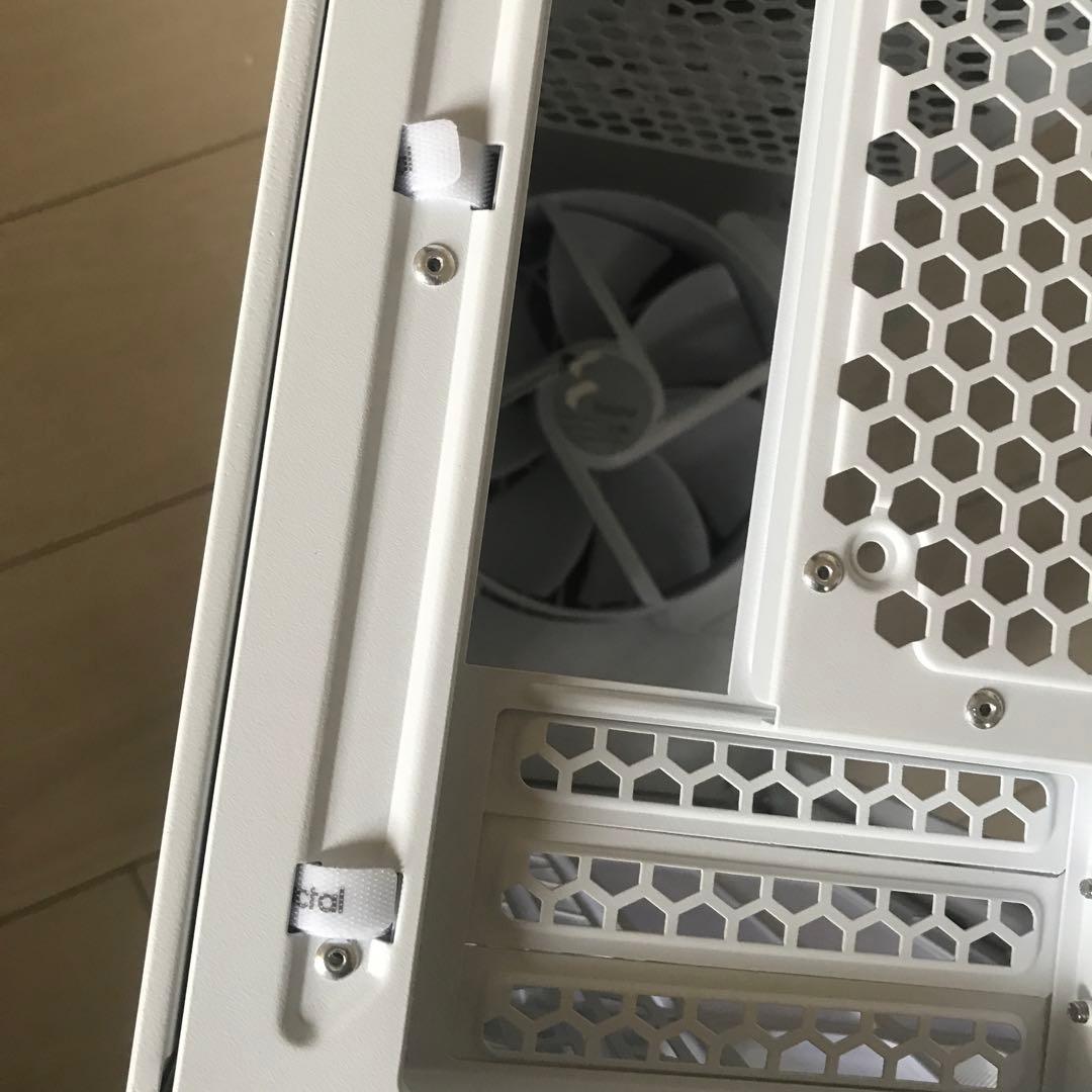 Fractal Design Torrent Nano PCケース？　未使用