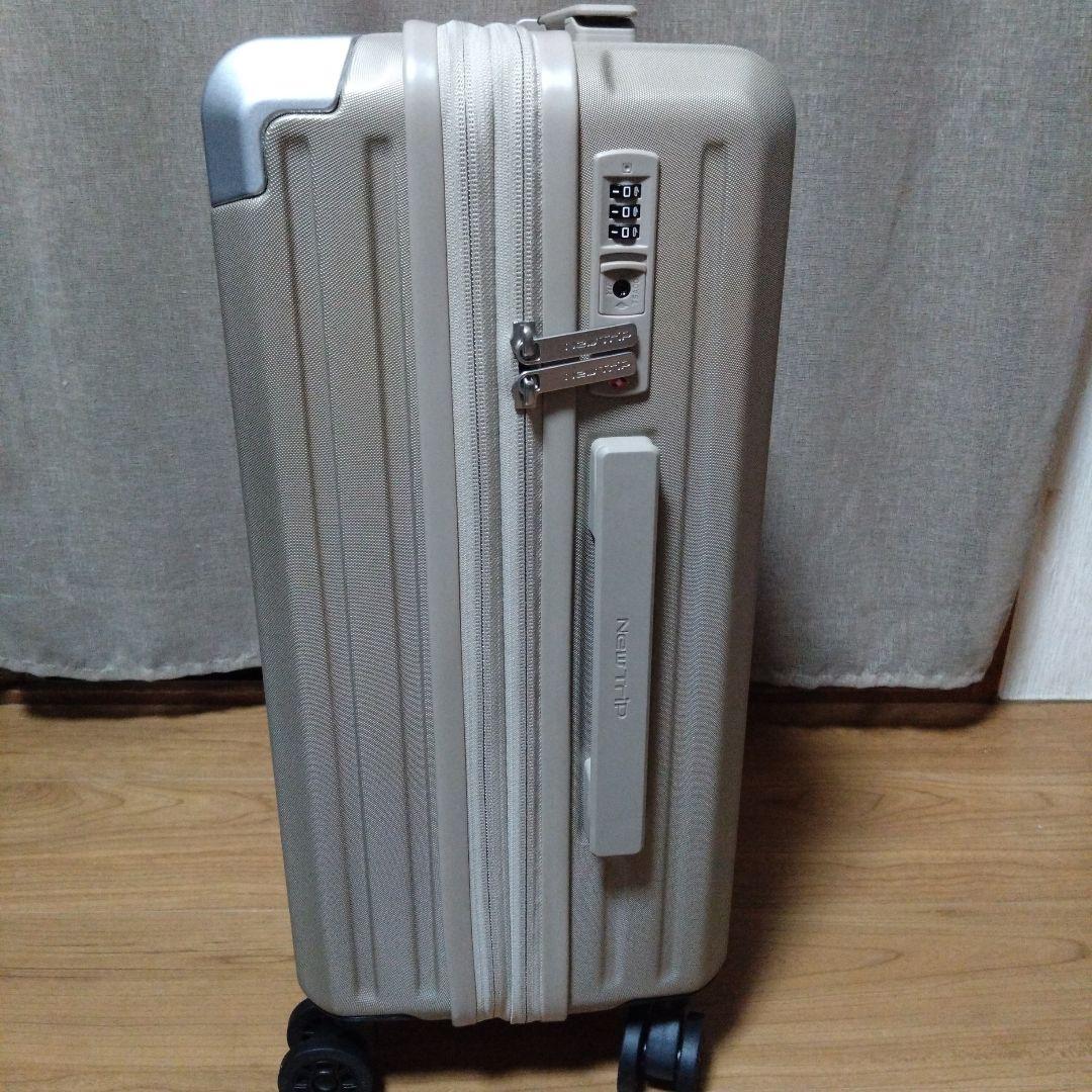 NewTripシャンパンゴールドスーツケース
