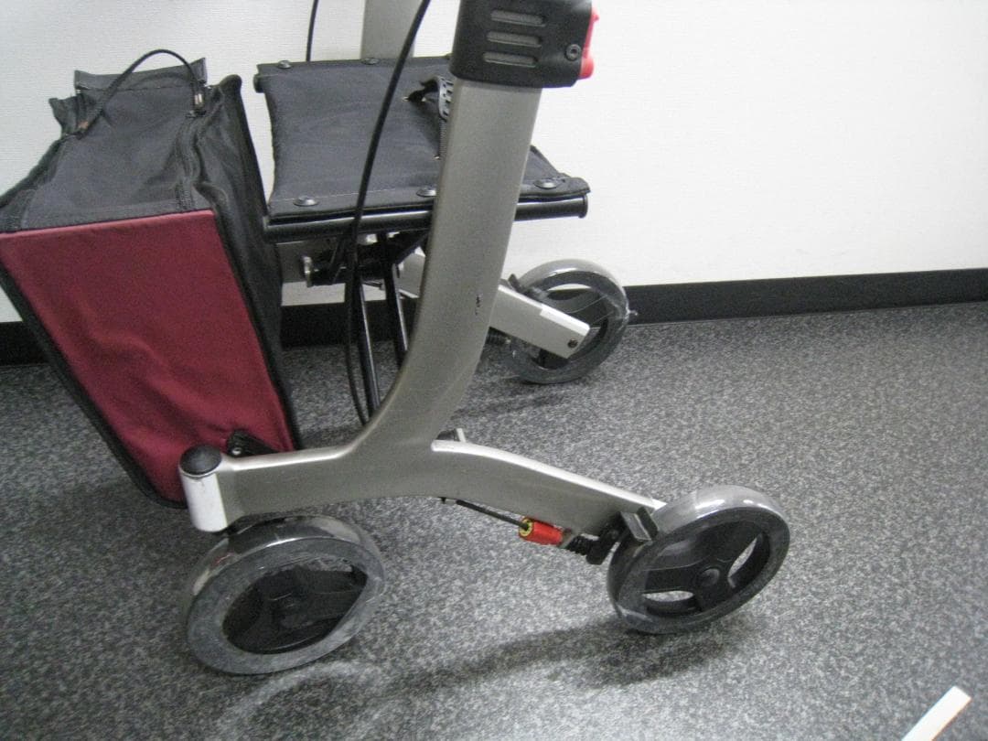 介護用品 歩行車 リトルターン ハイタイプ アロン化成 安寿 リハビリ ⑦