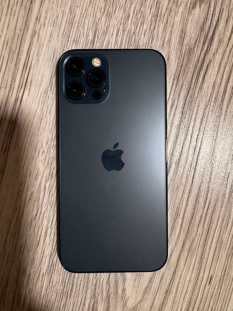 iPhone 12 pro パシフィックブルー
