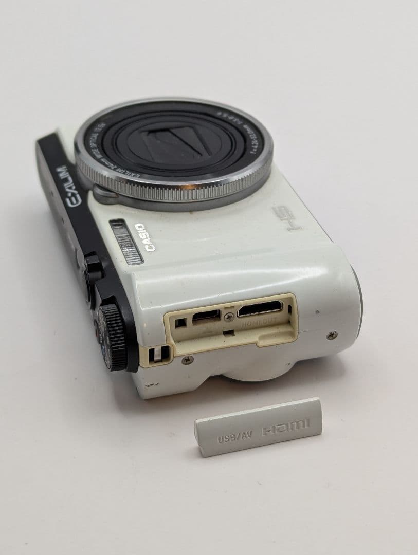 CASIO EXILIM EX-FC300S ホワイト