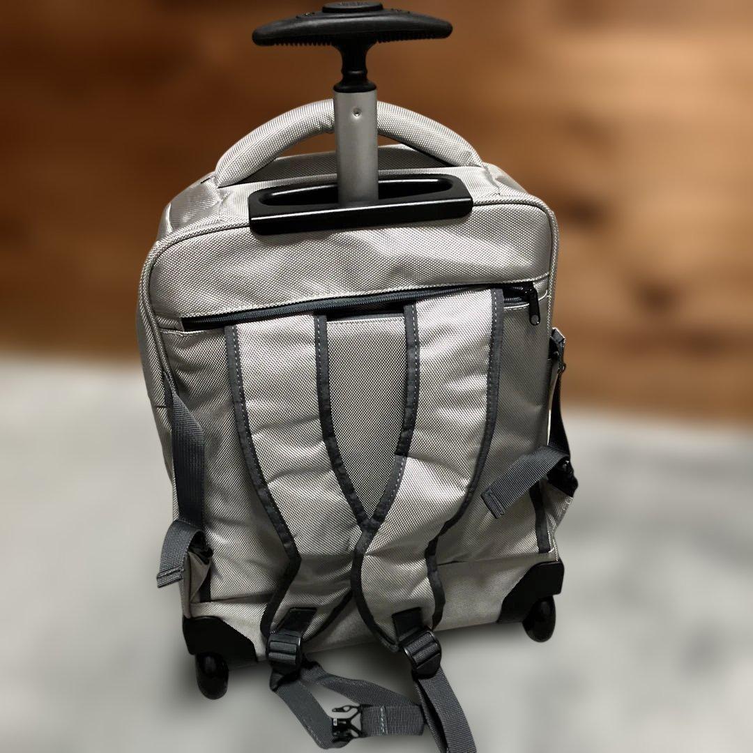 leedee 2WAYキャリーバッグ　軽量　スーツケースリュック 新品、未使用品