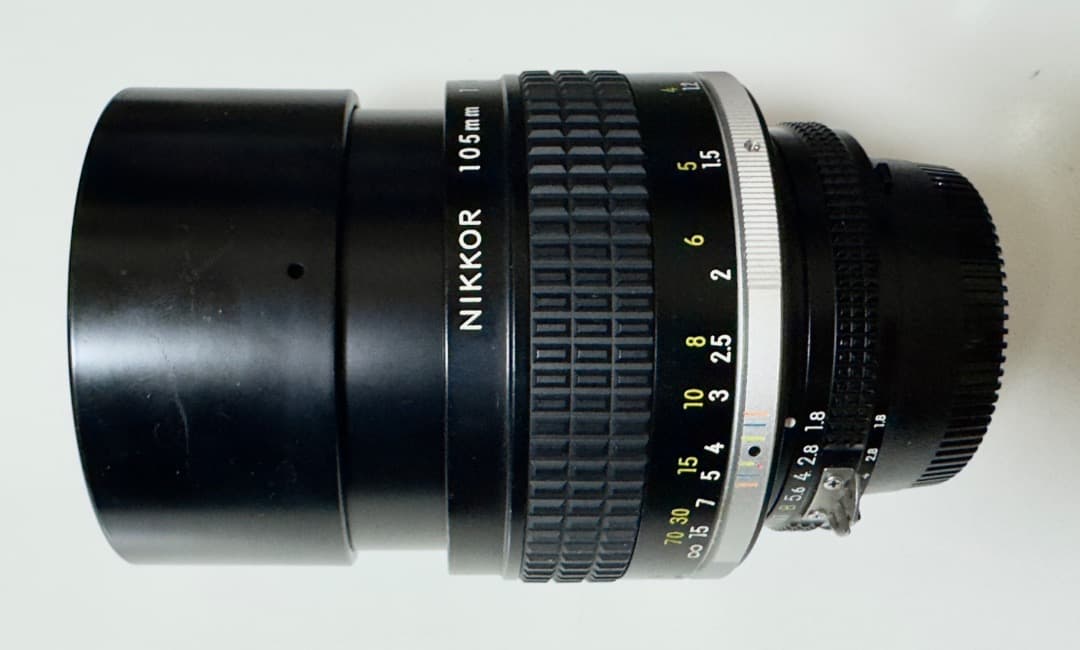 ニコン AI Nikkor 105mm F1.8S