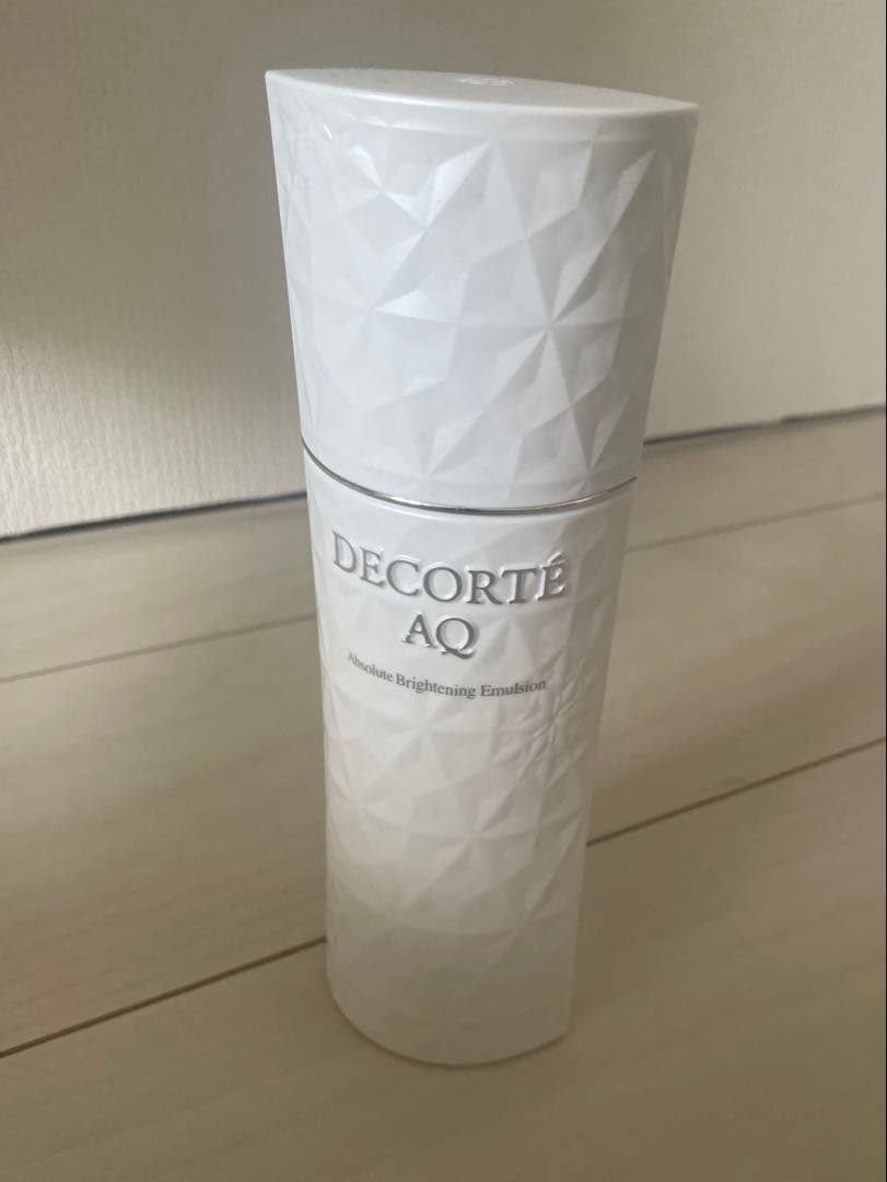 のんたん専用DECORTÉ AQアブソリュート　エマルジョン　ブライト200ml