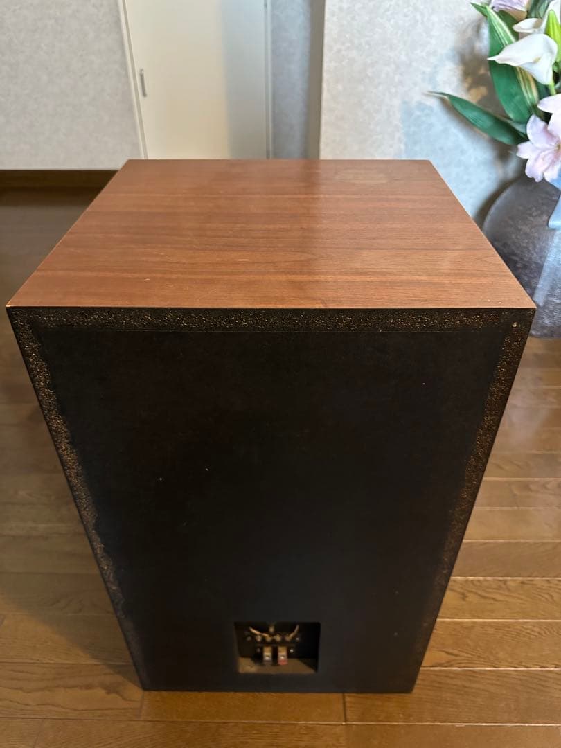 JBL スピーカー ポート付き 黒木目