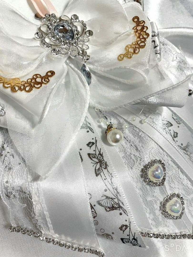 SALE❦ふわふわうさ耳痛ゴージャスロゼット❦蝶々グログラン白×紫×水色