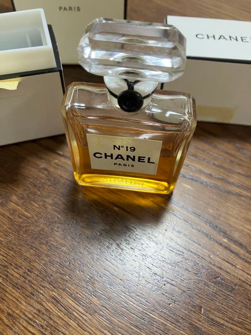 CHANEL パルファム3点&バスパウダーセット