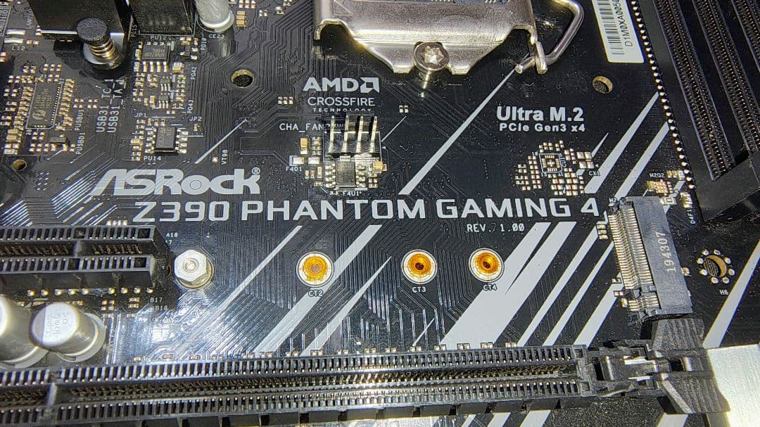 ASRock LGA1151マザーボード Z390PHANTOM GAMING4