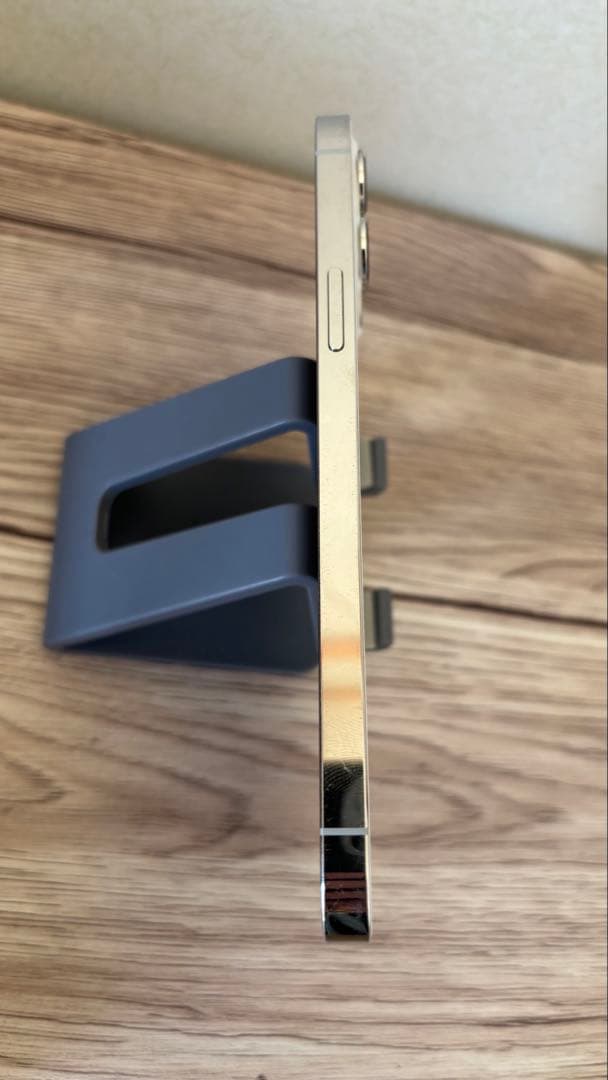 Apple iPhone 12 Pro Max シルバー