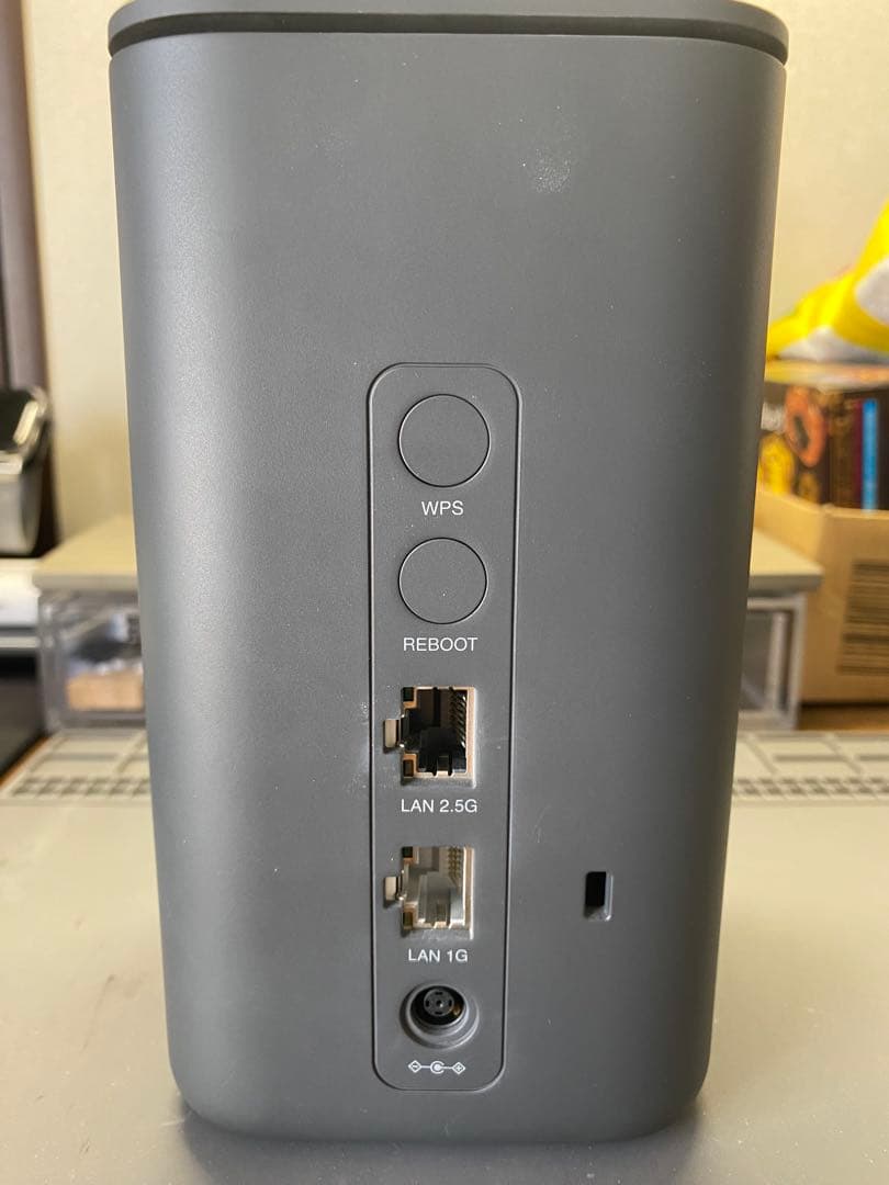 【美品】docomo 5G HR02 ルーター動作確認済み 契約縛りなし