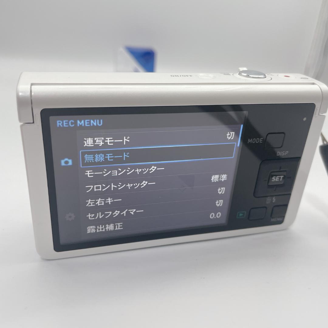 【極美品】CASIO EXILIM デジタルカメラ EX-ZR70 ホワイト