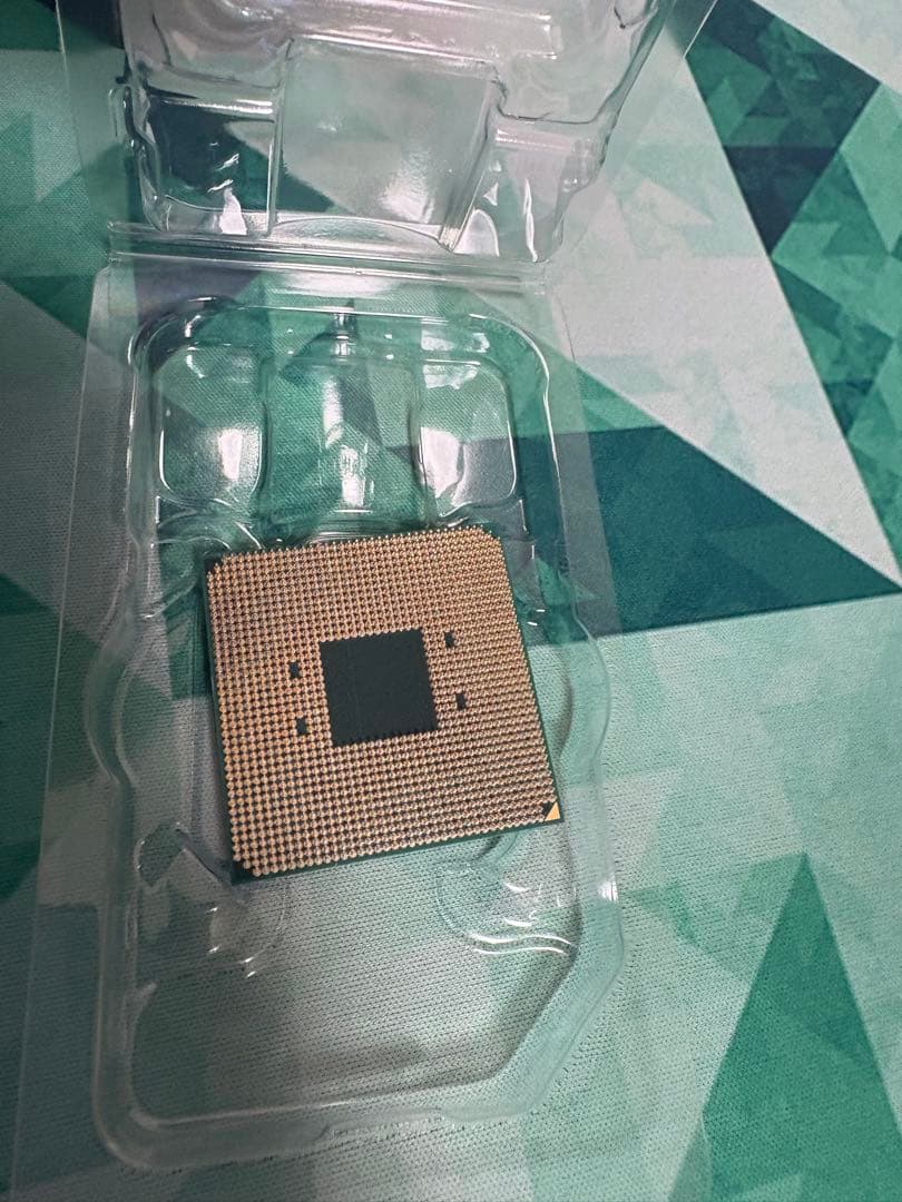 CPU AMD Ryzen 7 3700x AM4
