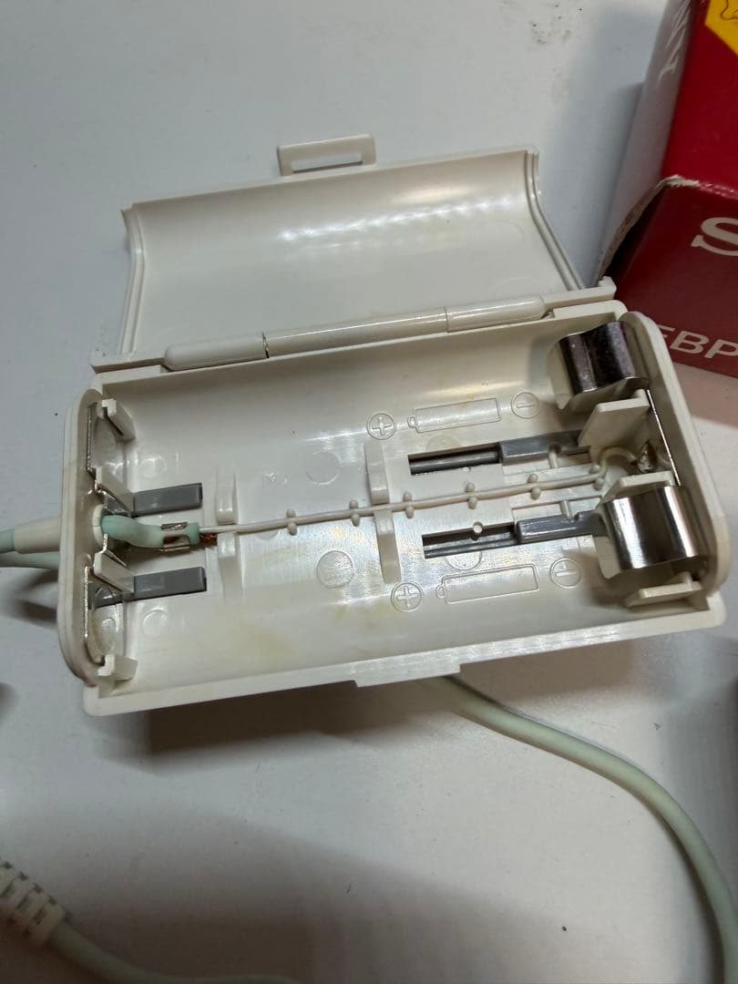 当時物　未使用品　SONY EBP-19 バッテリーケース