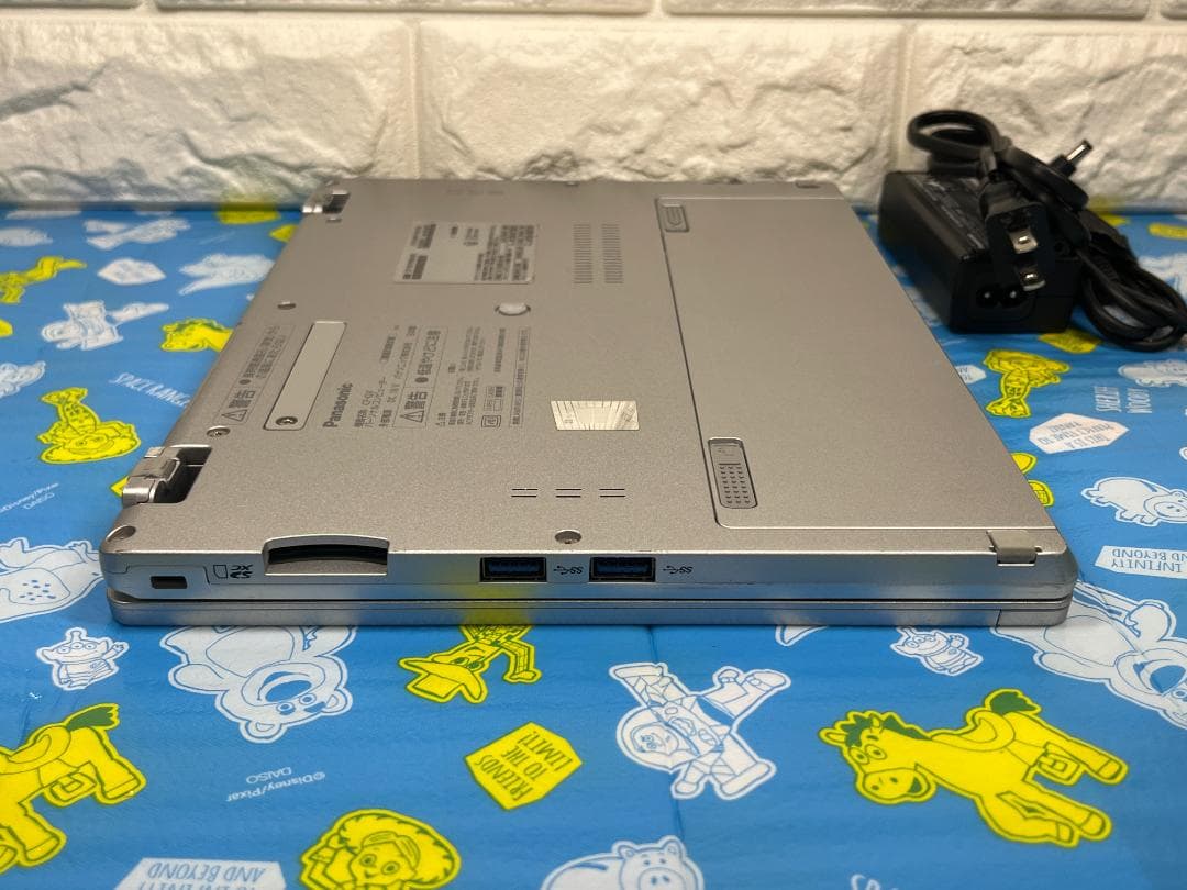 美品 パナソニック CF-QV1 16GB 2in1 軽量・頑丈 レッツノート