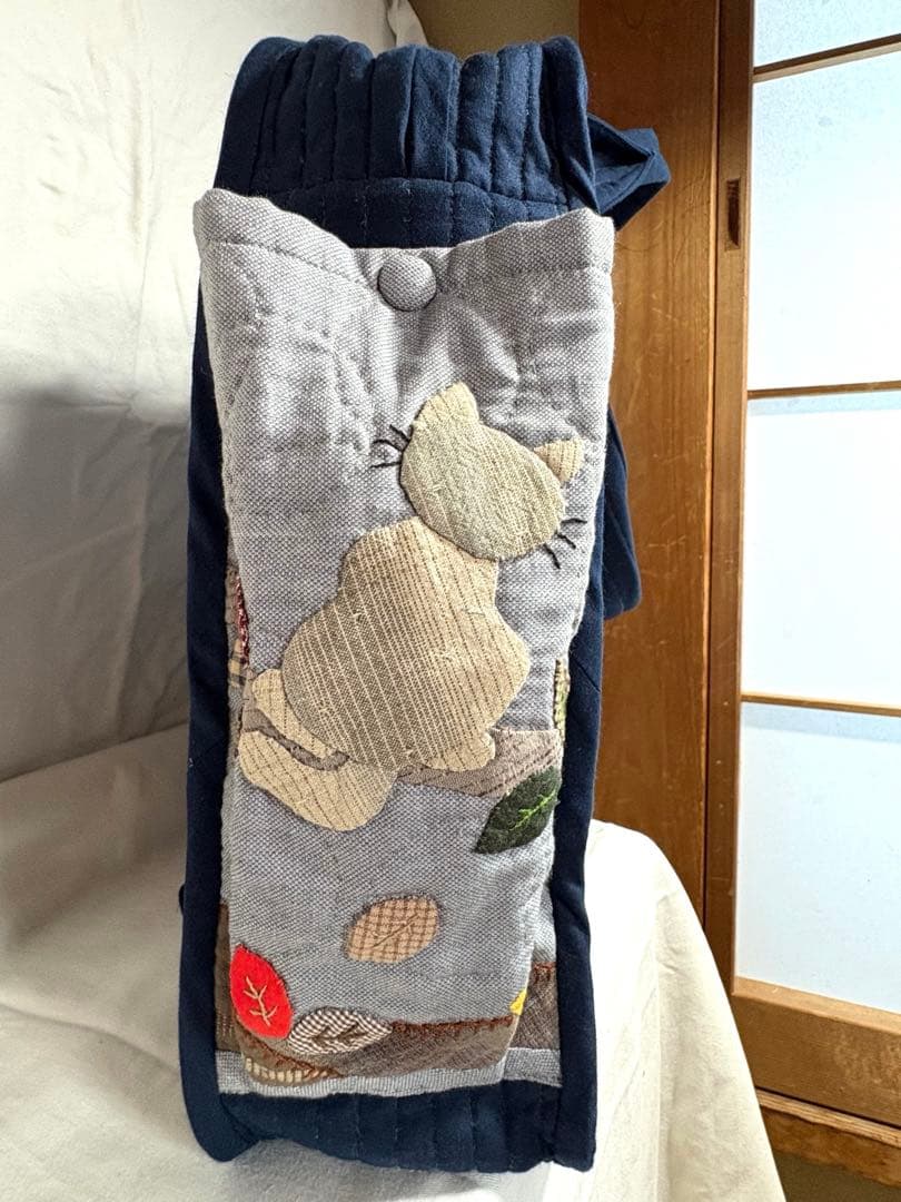 ハンドメイドパッチワーク　大きめのバック　2way使い　猫とお家ワーク　NO50