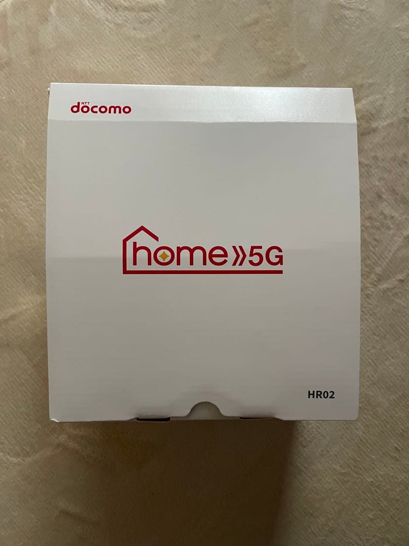 docomo HR02 5Gルーター 本体・付属品付き