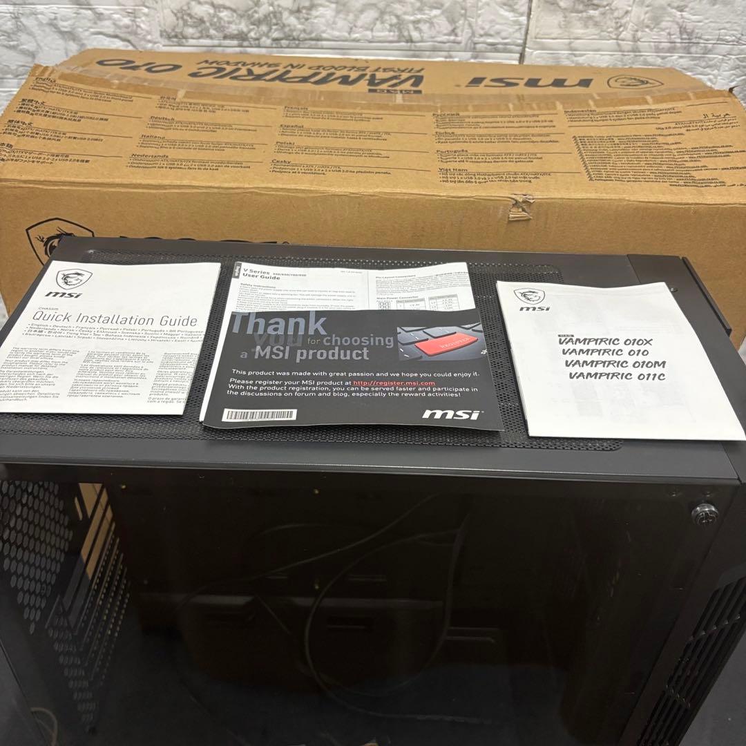 979　未使用保管品　MSI　MAG VAMPIRIC　010　ATXケース