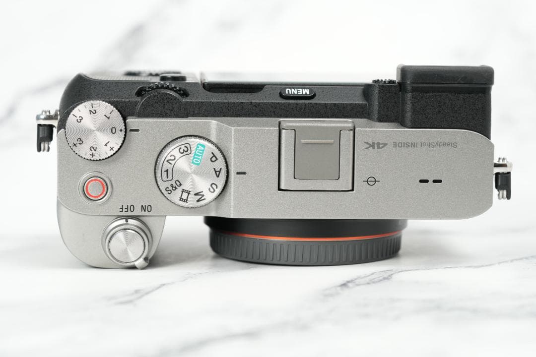 Sony α7C ミラーレス一眼 シルバー