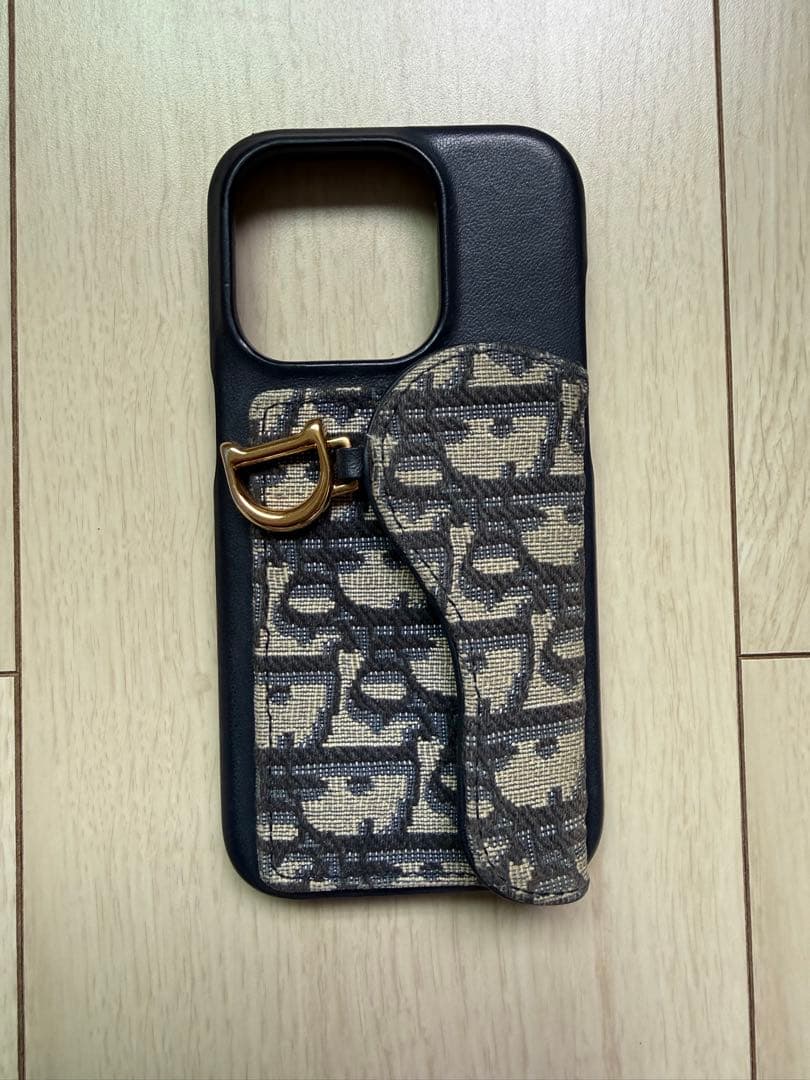 【Dior】 iPhone 15 Proケース 付属品あり