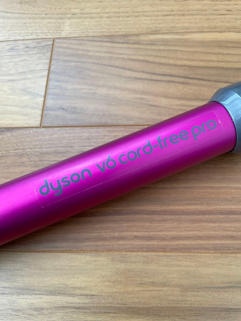 dyson v6 cord-free pro ダイソン　本体　付属品多数　掃除機