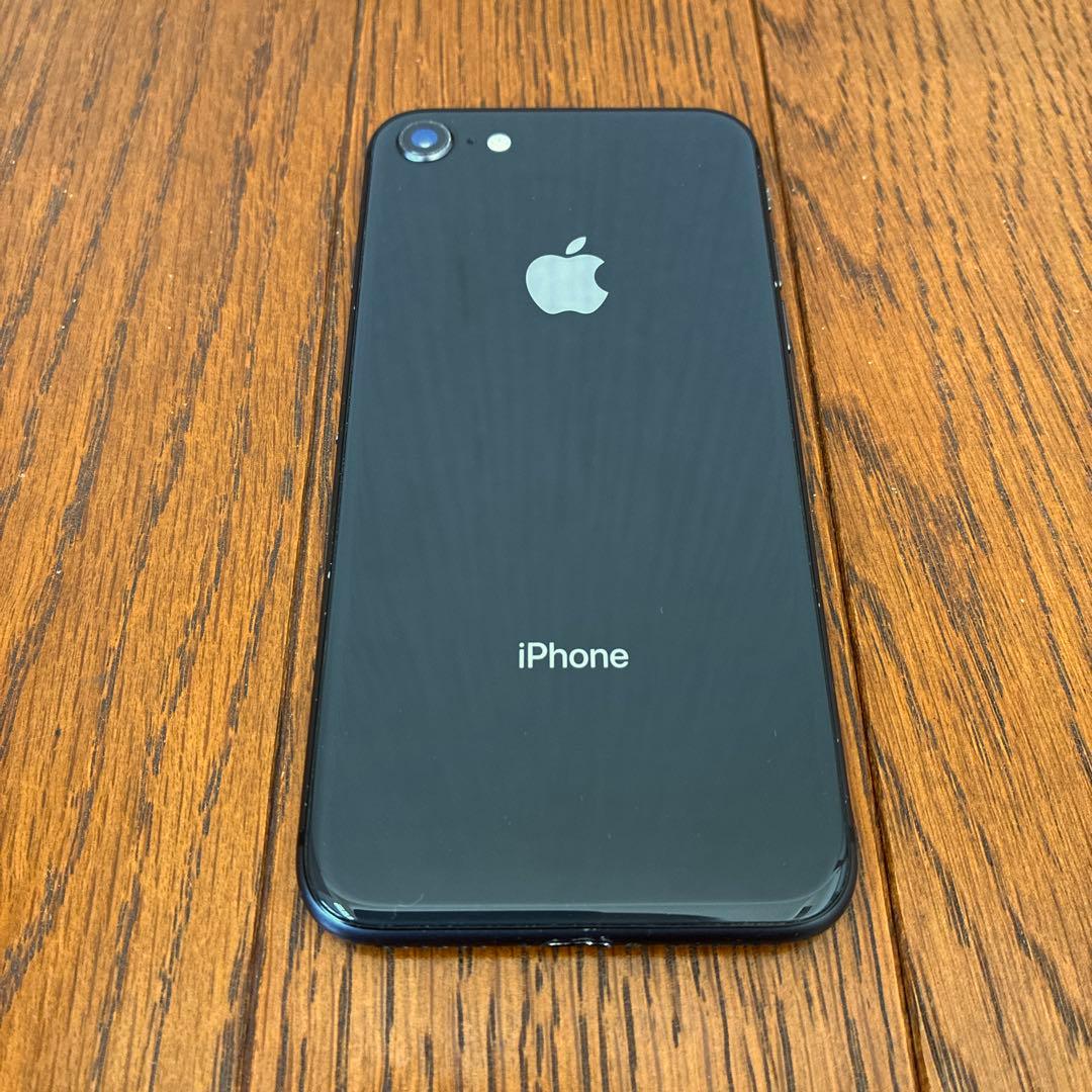 iPhone8 64GB SIMフリー　2台