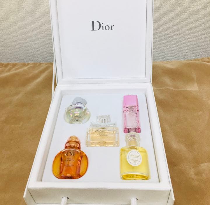 クリスチャンディオール  ミニ香水セット 新品 プワゾン ドューン