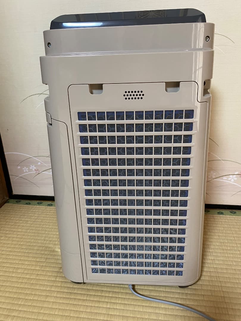 【美品】SHARP 加湿空気清浄機 KC-F50-C クリーム
