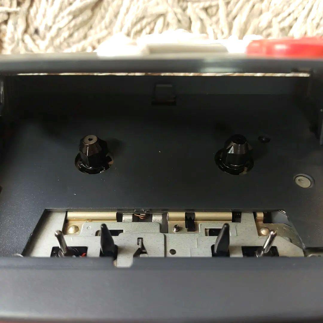 【ジャンク】東芝　LT310BUG カセットプレーヤー　ルーニーチューンズ