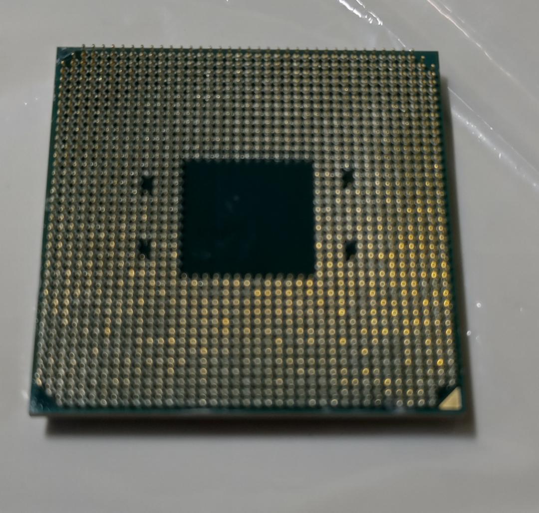 【中古】AMD Ryzen5 3600 純正リテールクーラー付き