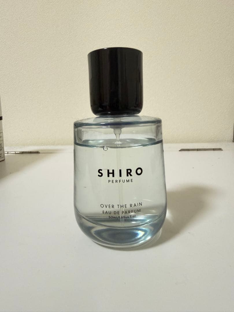 SHIRO OVER THE RAIN オードパルファン